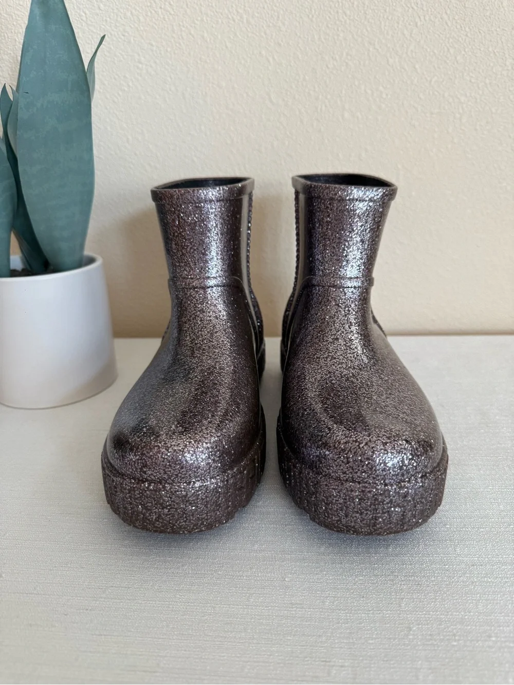UGG Mauve Sparkle Glitter Ankle Rain Boots